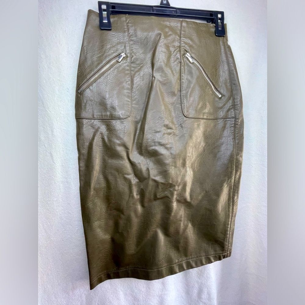 Zara Women’s Olive Green Vegan Leather Midi Skirt